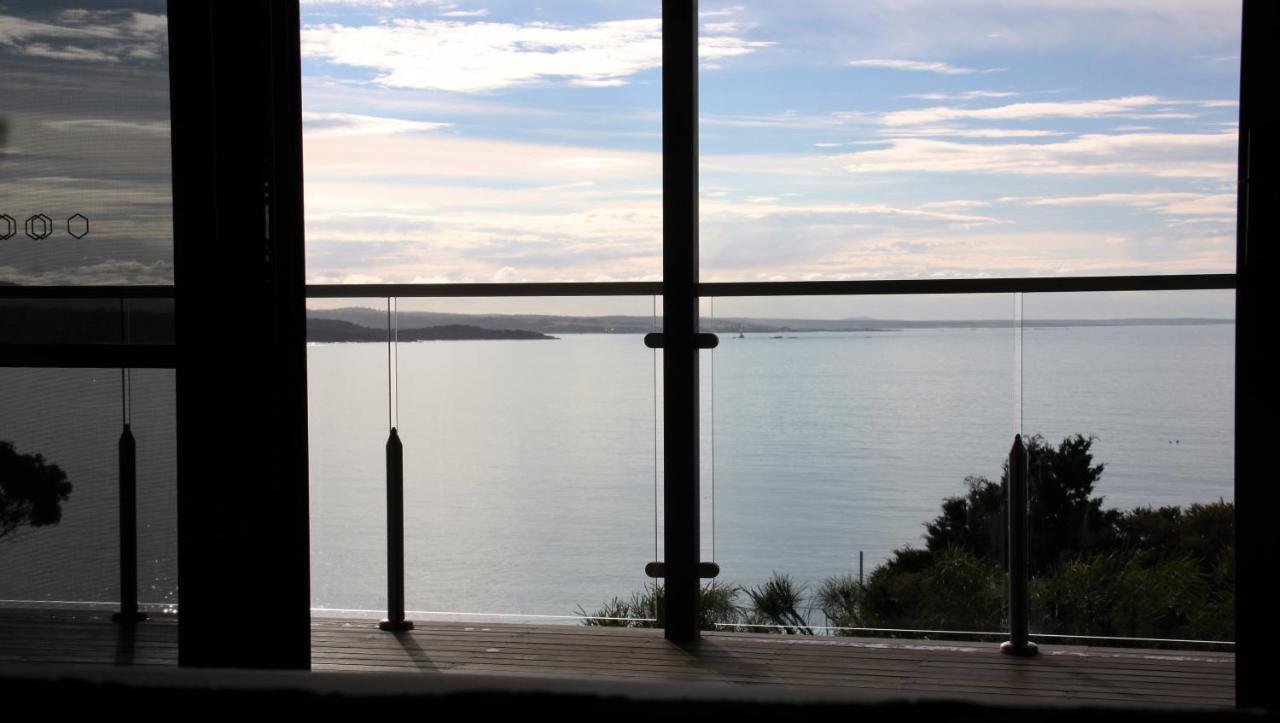 Sea Eagle Cottage Amazing Views Of Bay Of Fires Binalong Bay Eksteriør billede